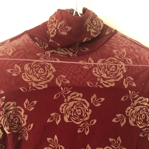 Sparkly Long-sleeve Mesh Rose top - Picture 5 of 12